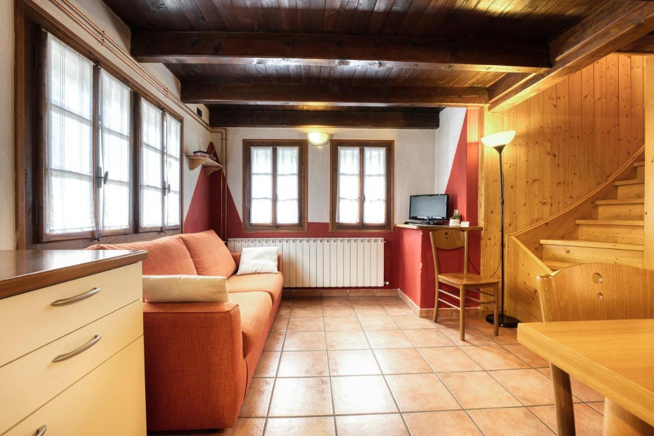 Incanto Walser Apartments Ronco Macugnaga Buitenkant foto